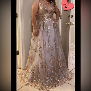 New Dress Rose Gold size S